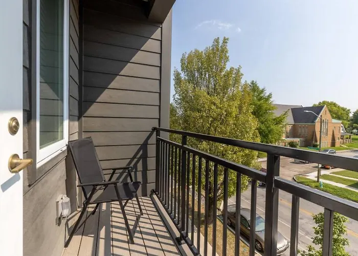 Modern Upscale 1Br Fountain Square